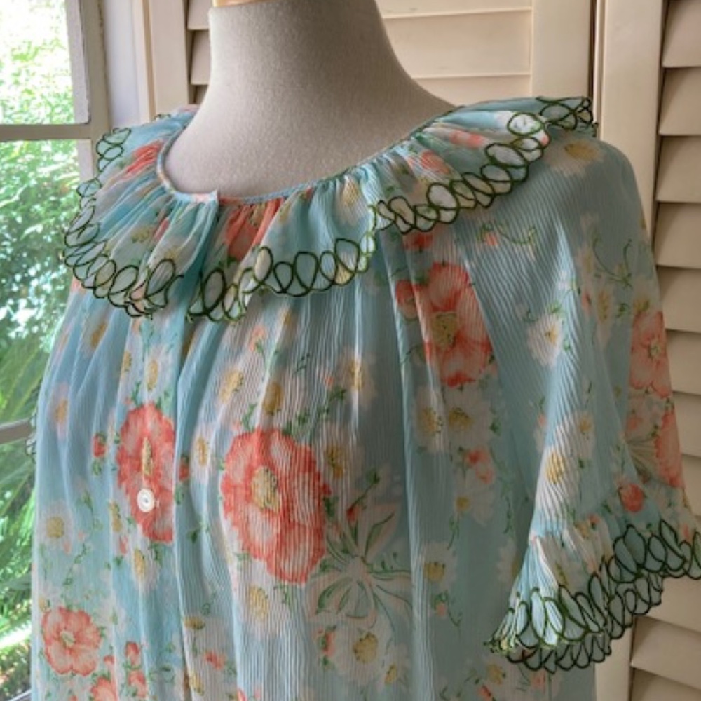 Komar Robe/Duster - Picture 2 of 12